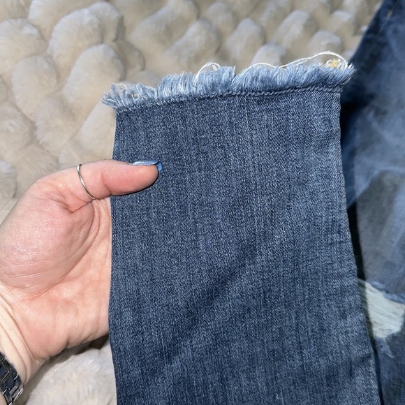 High rise 5/27 sneak peek distressed knees jeans - Picture 2 of 6